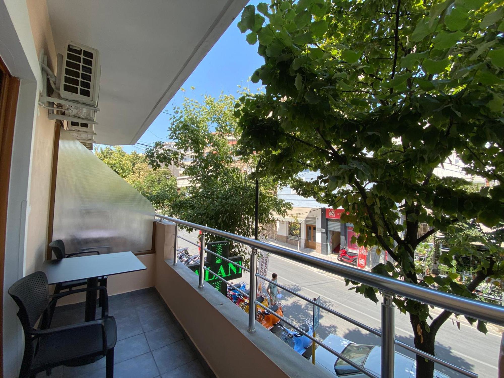 Hotel Metali Sarandë Esterno foto